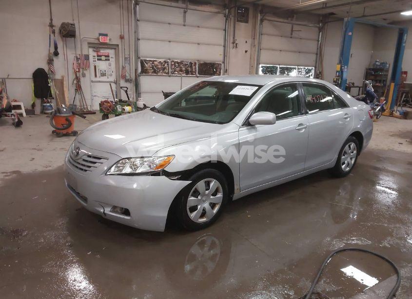 Photo 2 of 2009 Toyota Camry (VIN 4T4BE46K19R086713)