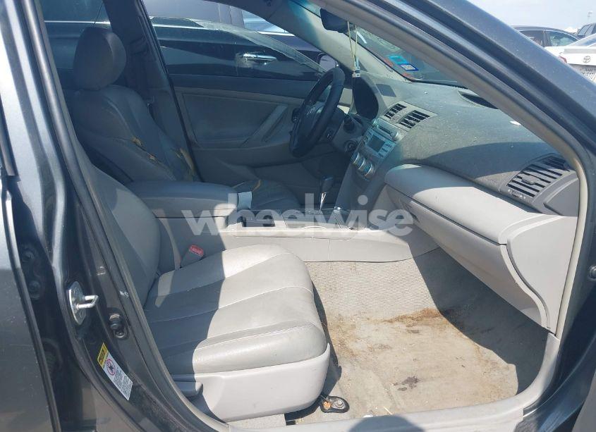 Photo 5 of 2009 Toyota Camry LE (VIN 4T4BE46K19R091328)