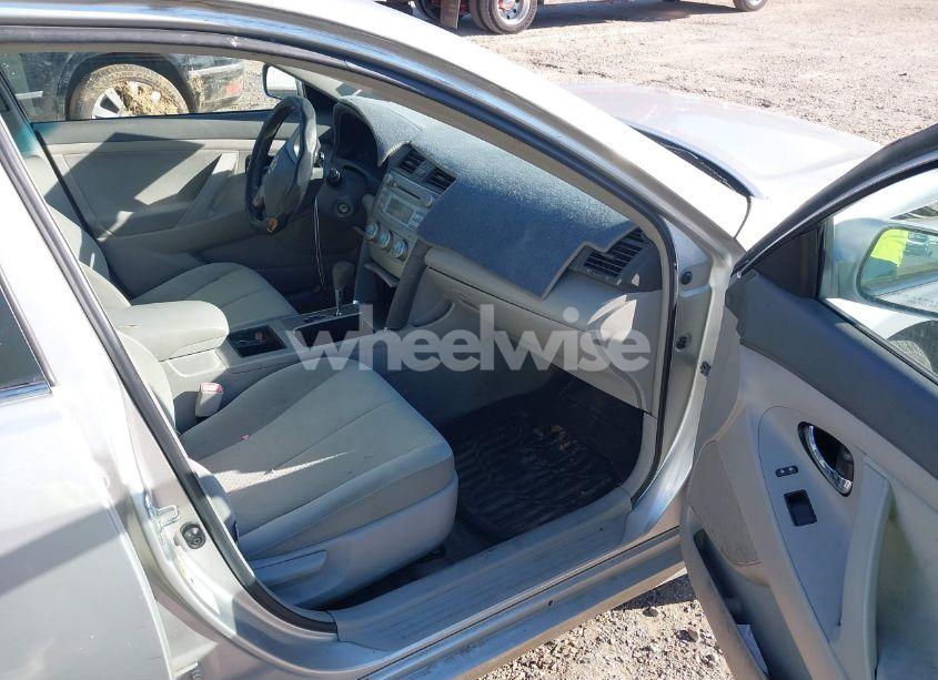 Photo 5 of 2009 Toyota Camry LE/SE/XLE (VIN 4T4BE46K19R099672)