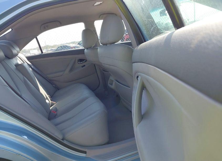 Photo 8 of 2009 Toyota Camry LE (VIN 4T4BE46K19R114378)