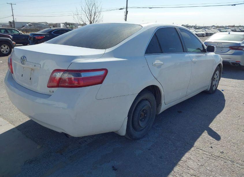 Photo 4 of 2007 Toyota Camry LE (VIN 4T4BE46K27R005859)