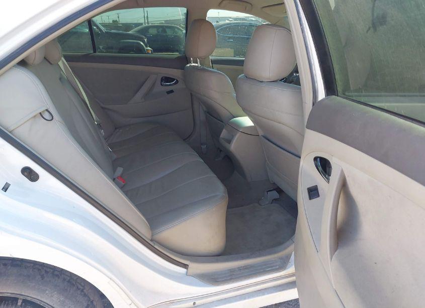 Photo 8 of 2007 Toyota Camry LE (VIN 4T4BE46K27R005859)