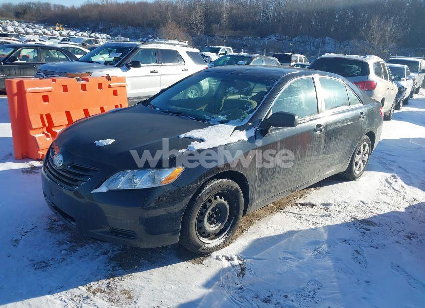 Photo 2 of 2007 Toyota Camry CE (VIN 4T4BE46K27R009135)