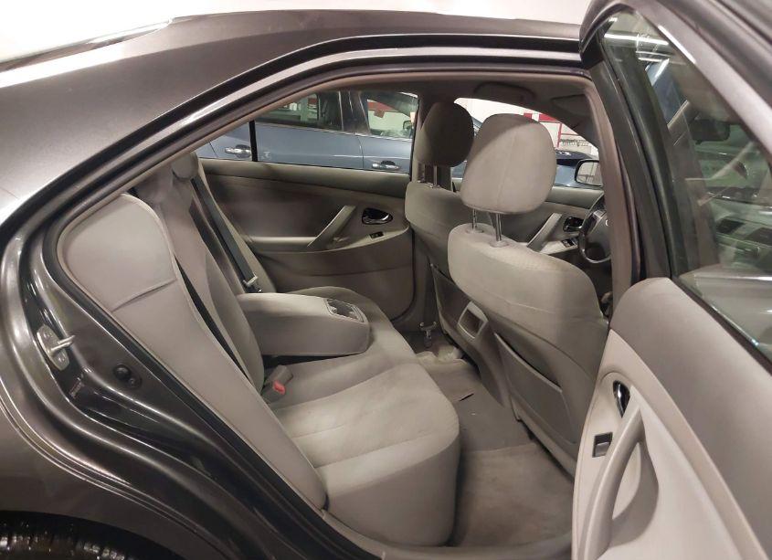 Photo 8 of 2008 Toyota Camry LE (VIN 4T4BE46K28R011839)