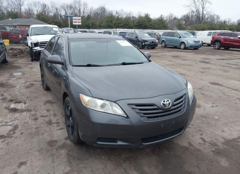 2008 Toyota Camry LE (VIN 4T4BE46K28R016409) main photo