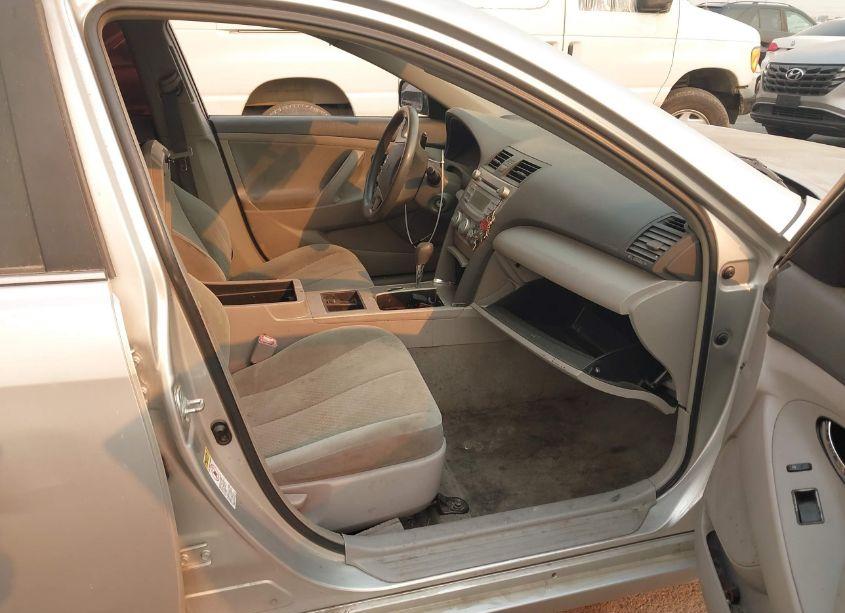 Photo 5 of 2008 Toyota Camry (VIN 4T4BE46K28R035896)