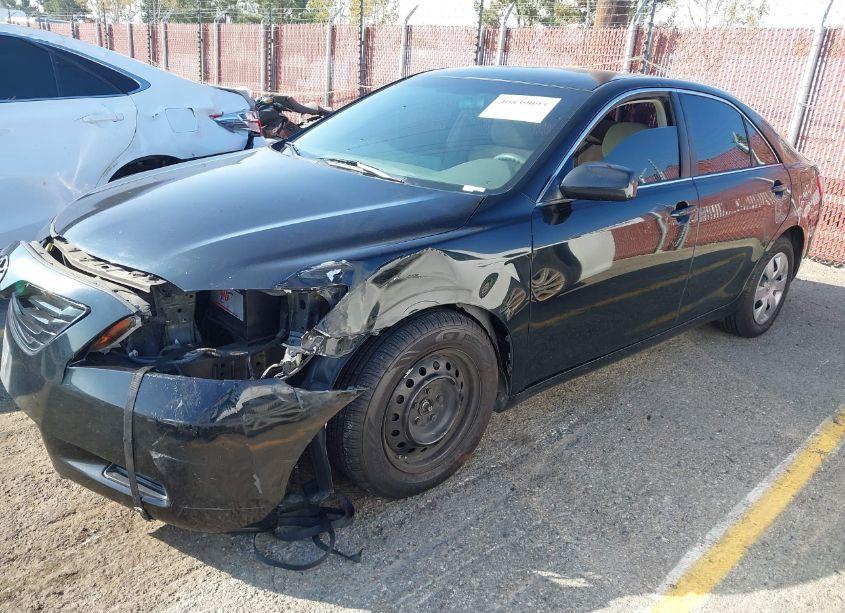 Photo 2 of 2009 Toyota Camry LE (VIN 4T4BE46K29R066907)