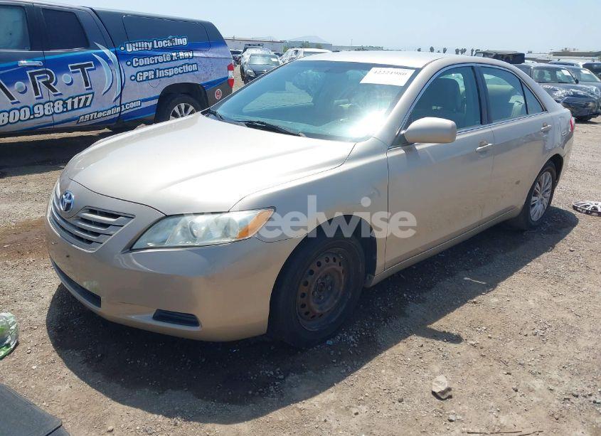 Photo 2 of 2009 Toyota Camry LE (VIN 4T4BE46K29R070469)