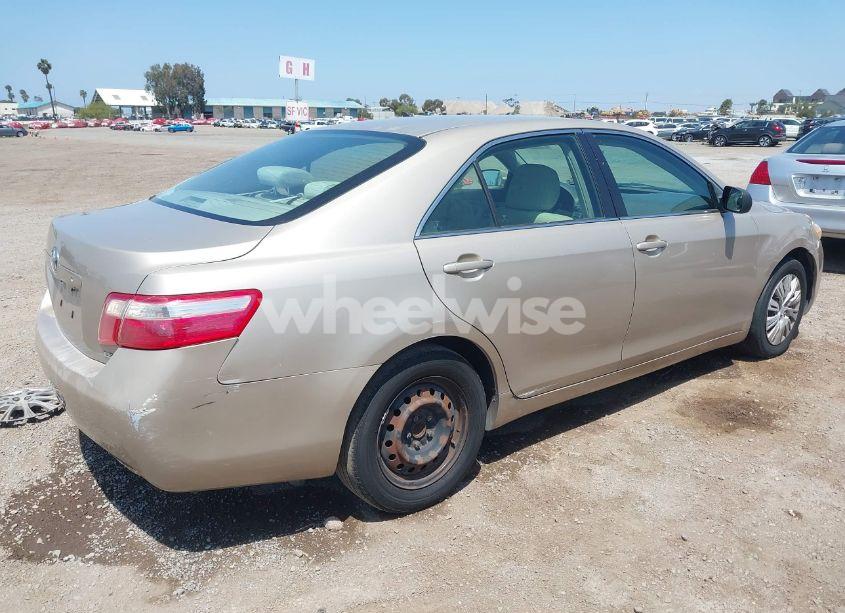 Photo 4 of 2009 Toyota Camry LE (VIN 4T4BE46K29R070469)