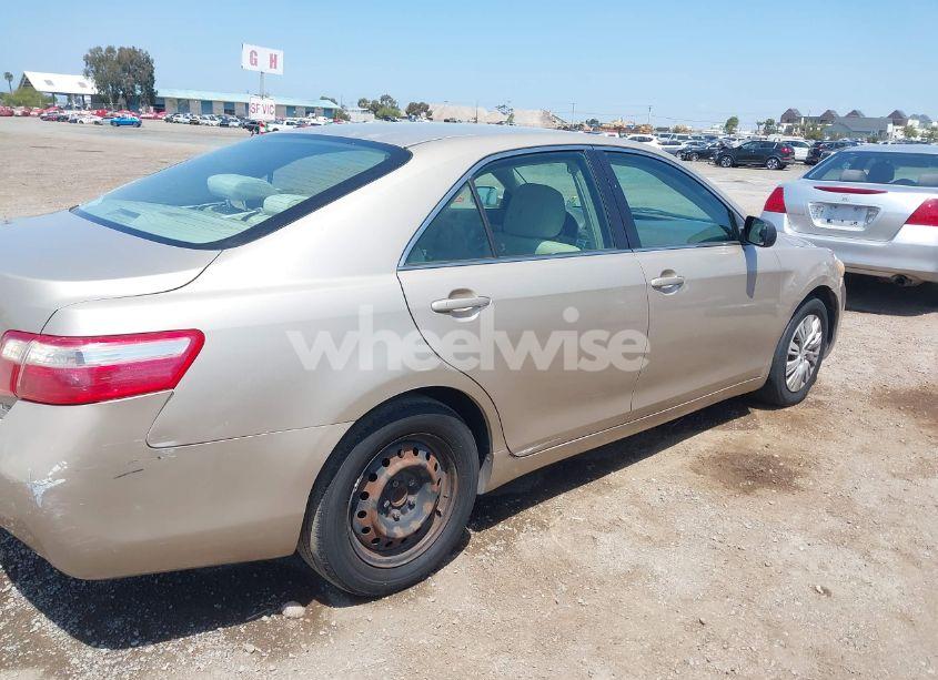 Photo 6 of 2009 Toyota Camry LE (VIN 4T4BE46K29R070469)