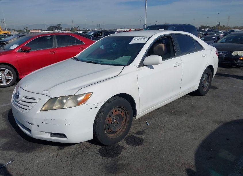 Photo 2 of 2009 Toyota Camry LE (VIN 4T4BE46K29R090396)