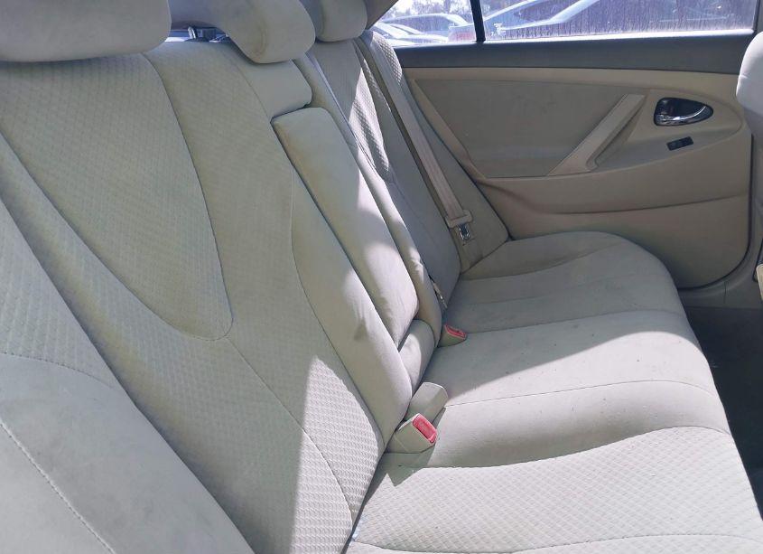 Photo 8 of 2009 Toyota Camry LE (VIN 4T4BE46K29R090396)