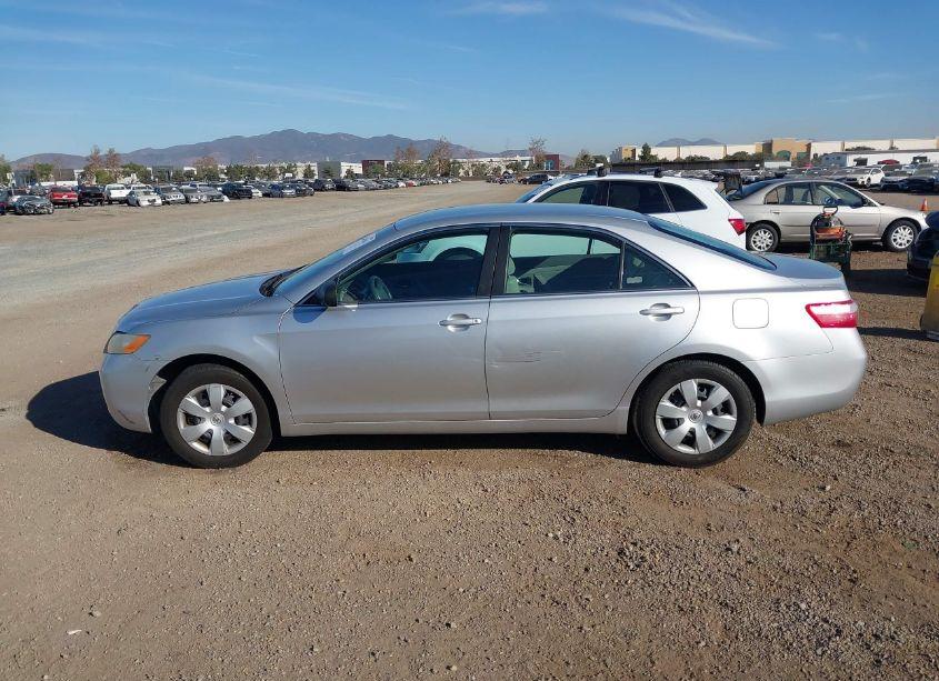 Photo 15 of 2009 Toyota Camry LE (VIN 4T4BE46K29R121923)