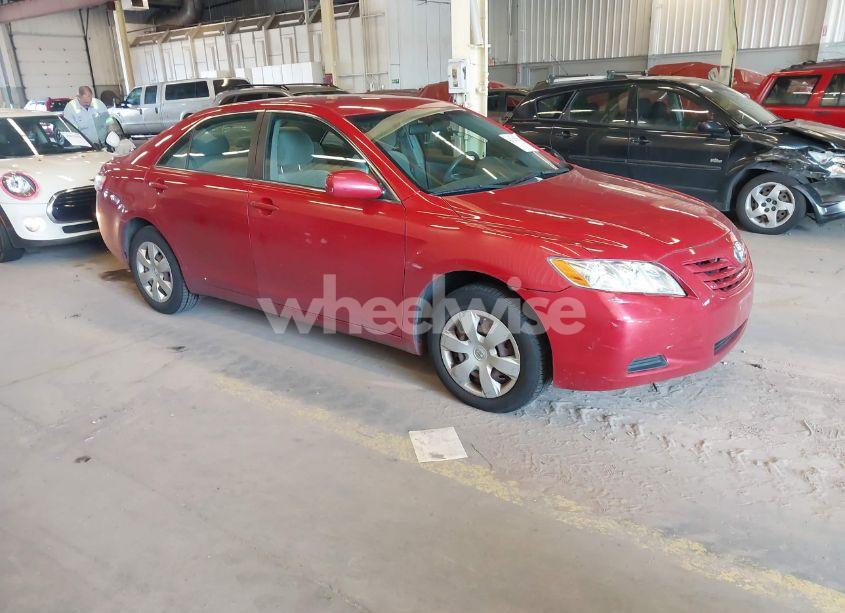 2007 Toyota Camry LE (VIN 4T4BE46K37R004090) main photo