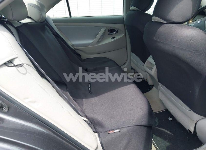 Photo 8 of 2007 Toyota Camry LE (VIN 4T4BE46K37R005997)