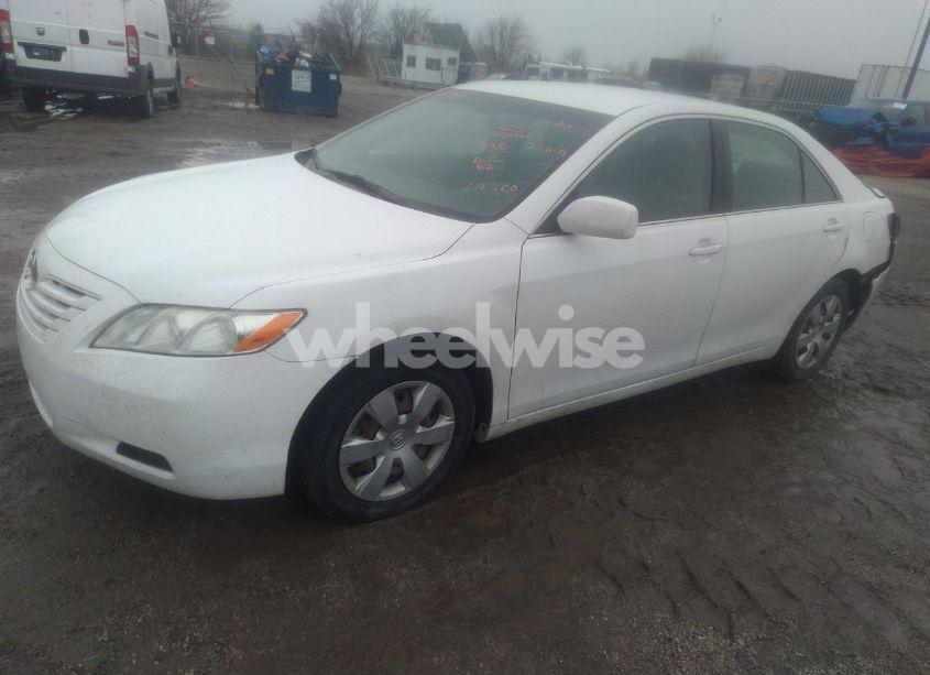 Photo 2 of 2009 Toyota Camry LE (VIN 4T4BE46K39R073106)
