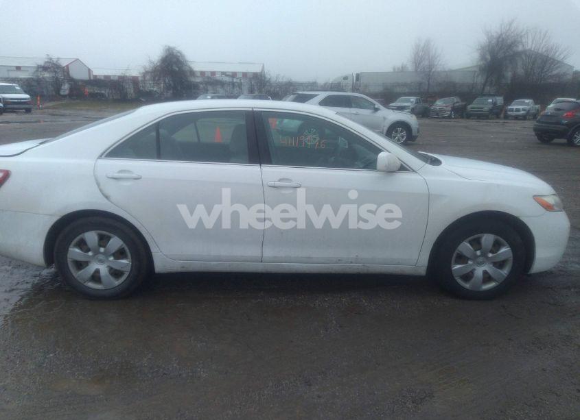 Photo 5 of 2009 Toyota Camry LE (VIN 4T4BE46K39R073106)