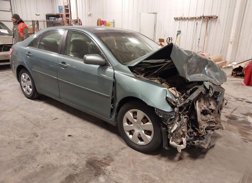 2009 Toyota Camry LE (VIN 4T4BE46K39R073879) main photo