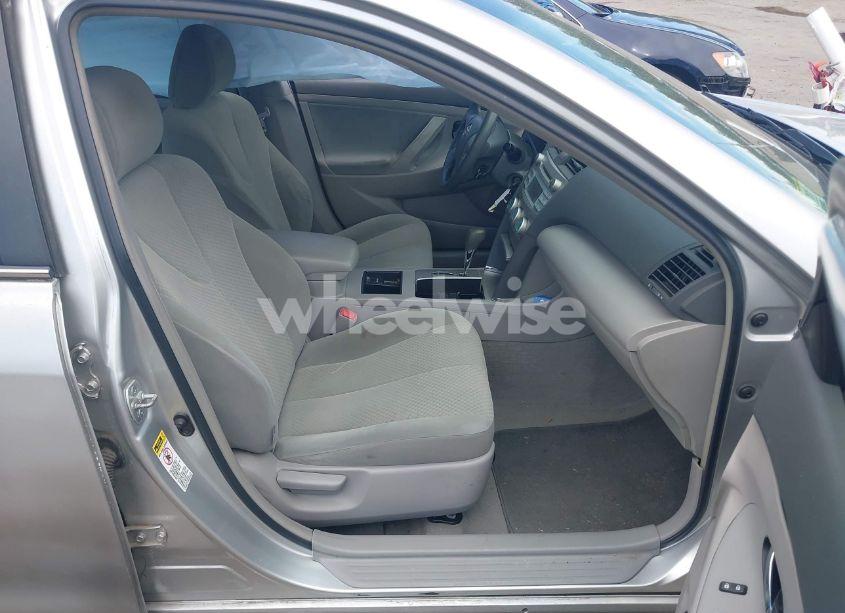 Photo 5 of 2009 Toyota Camry (VIN 4T4BE46K39R078757)