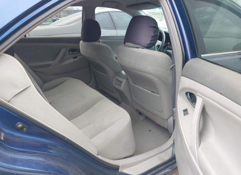 Photo 8 of 2009 Toyota Camry LE (VIN 4T4BE46K39R082002)