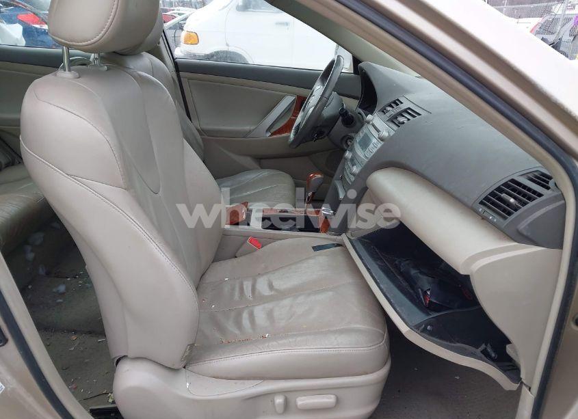 Photo 5 of 2009 Toyota Camry XLE (VIN 4T4BE46K39R097129)