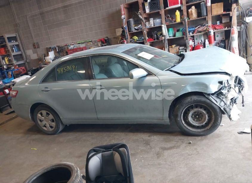 Photo 14 of 2009 Toyota Camry LE (VIN 4T4BE46K39R099351)