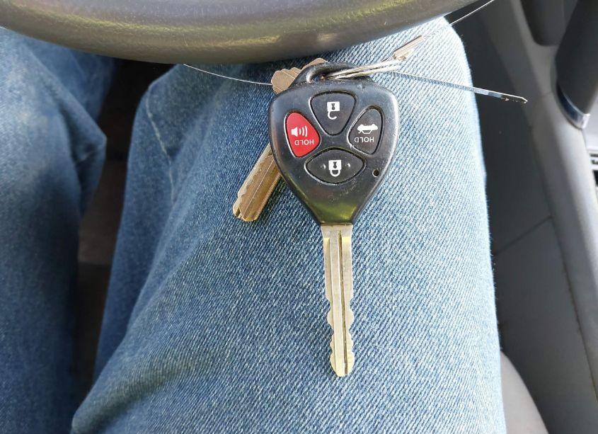 Photo 11 of 2009 Toyota Camry LE (VIN 4T4BE46K39R101132)