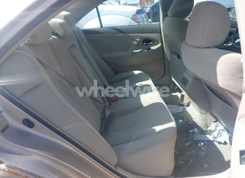 Photo 8 of 2009 Toyota Camry LE (VIN 4T4BE46K39R102670)