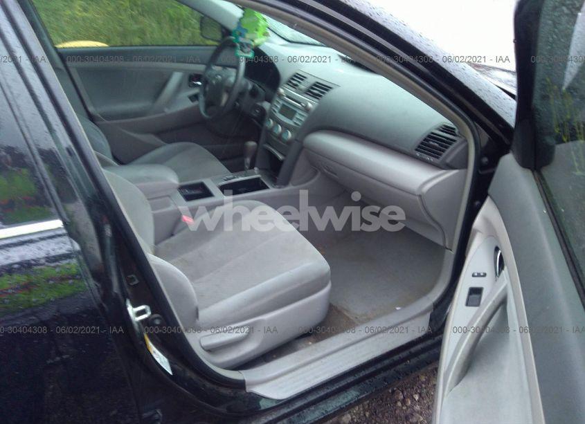 Photo 5 of 2009 Toyota Camry LE (VIN 4T4BE46K39R107352)