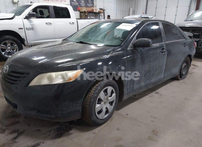 Photo 2 of 2009 Toyota Camry LE (VIN 4T4BE46K39R135104)