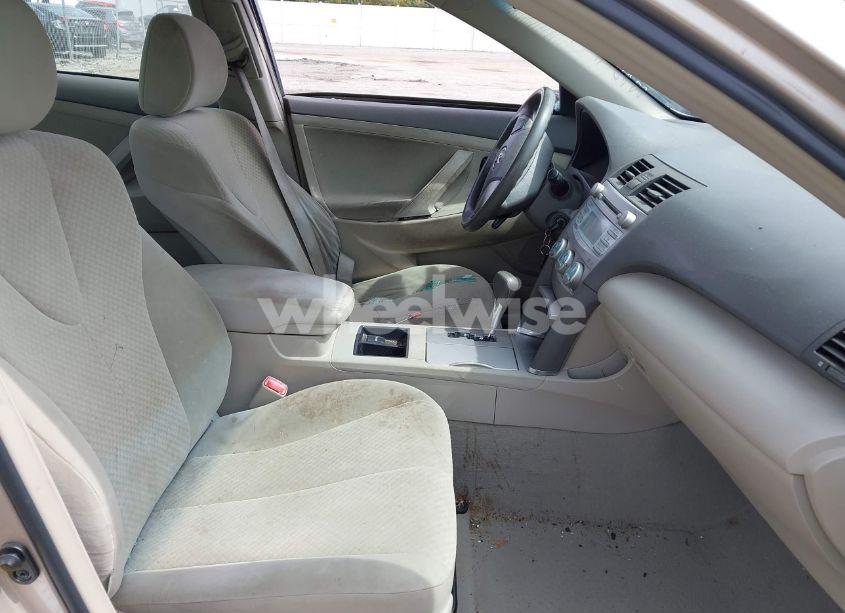 Photo 5 of 2007 Toyota Camry LE (VIN 4T4BE46K47R007810)