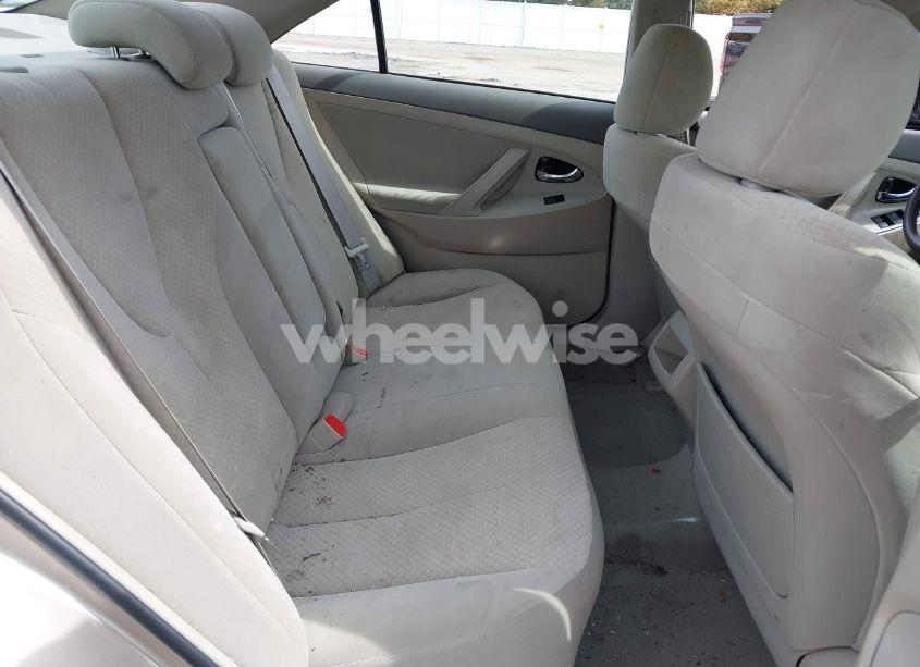 Photo 8 of 2007 Toyota Camry LE (VIN 4T4BE46K47R007810)