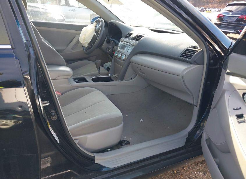 Photo 5 of 2008 Toyota Camry LE (VIN 4T4BE46K48R045894)