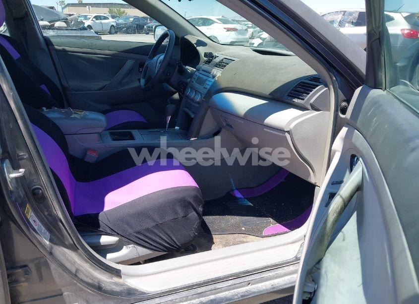 Photo 5 of 2009 Toyota Camry LE/SE/XLE (VIN 4T4BE46K49R048988)