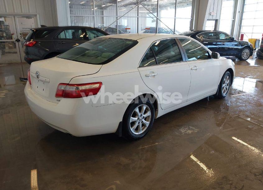 Photo 4 of 2009 Toyota Camry LE (VIN 4T4BE46K49R059098)