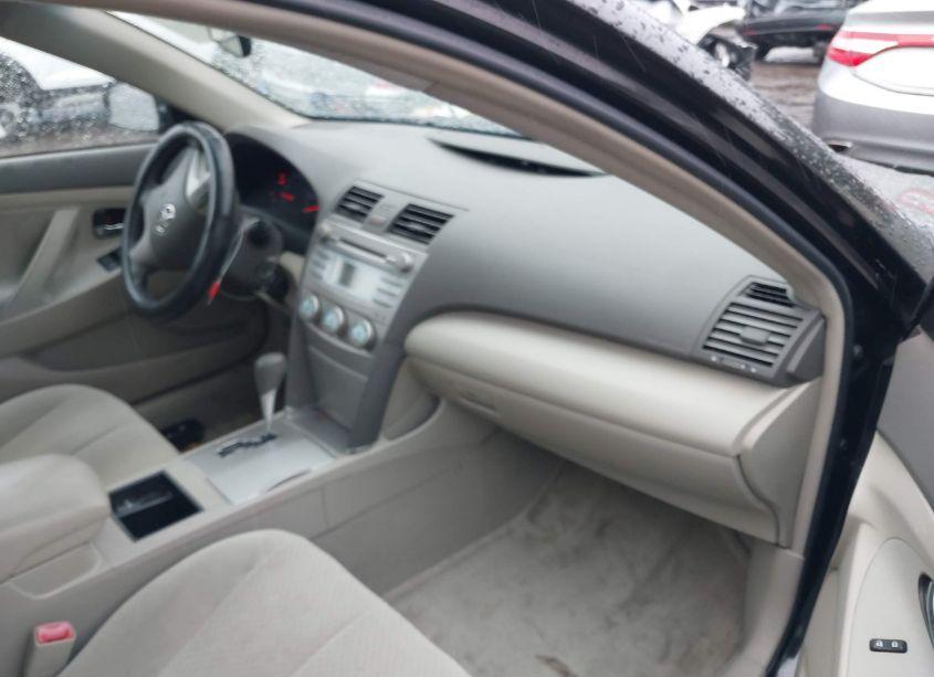 Photo 5 of 2009 Toyota Camry LE (VIN 4T4BE46K49R066777)