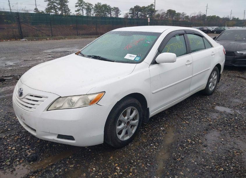 Photo 2 of 2009 Toyota Camry SE/LE/XLE (VIN 4T4BE46K49R079805)