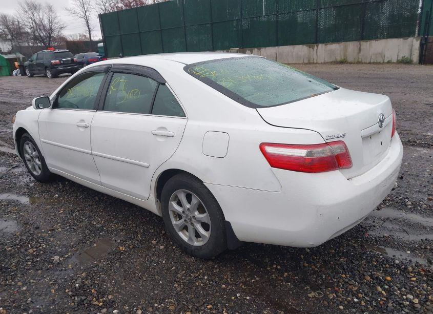 Photo 3 of 2009 Toyota Camry SE/LE/XLE (VIN 4T4BE46K49R079805)