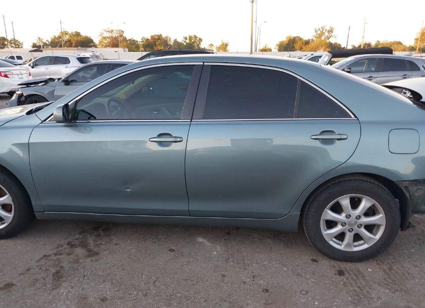 Photo 15 of 2009 Toyota Camry LE (VIN 4T4BE46K49R098922)