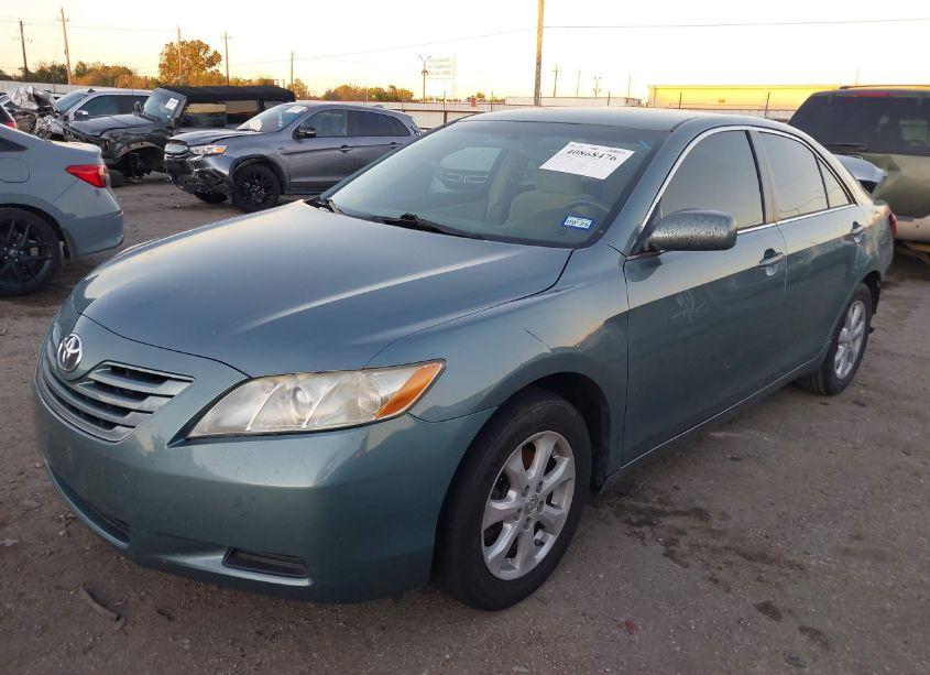 Photo 2 of 2009 Toyota Camry LE (VIN 4T4BE46K49R098922)