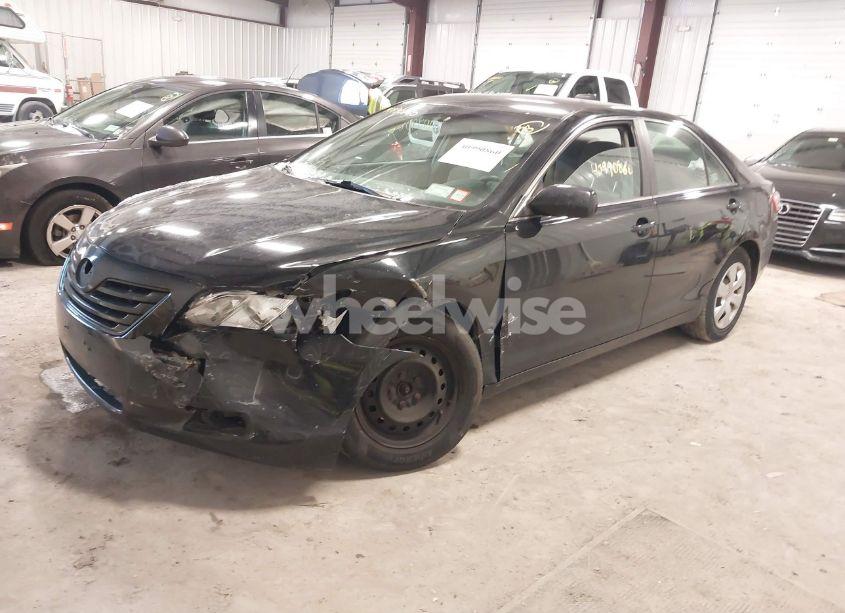 Photo 2 of 2009 Toyota Camry LE (VIN 4T4BE46K49R127089)