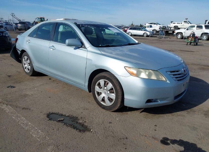 2008 Toyota Camry LE (VIN 4T4BE46K58R027288) main photo