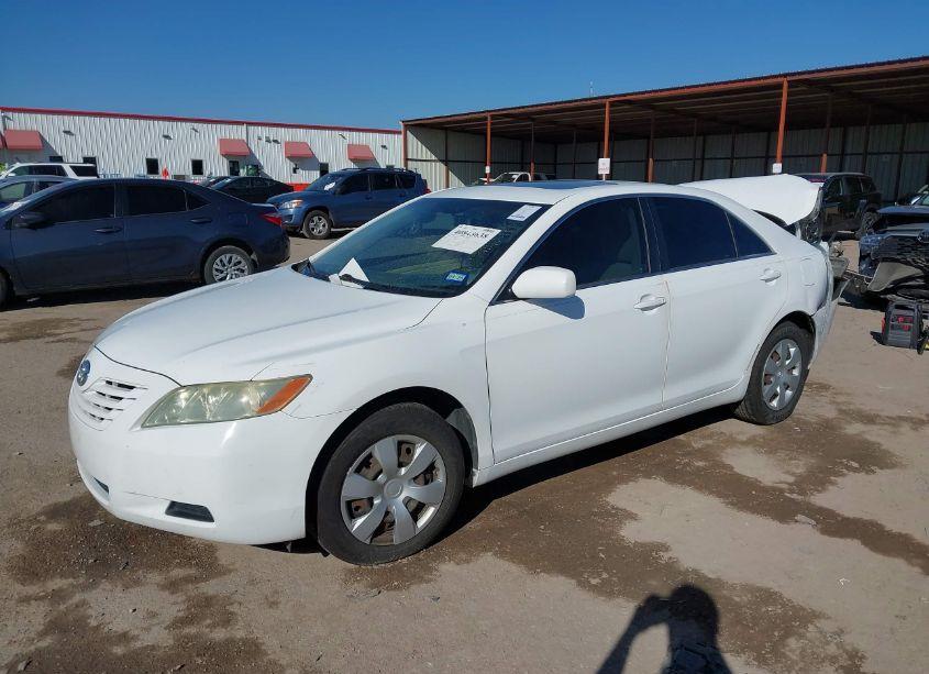 Photo 2 of 2008 Toyota Camry LE (VIN 4T4BE46K58R028067)