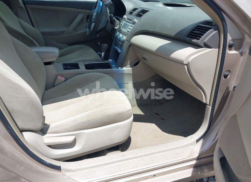 Photo 5 of 2008 Toyota Camry LE (VIN 4T4BE46K58R034046)