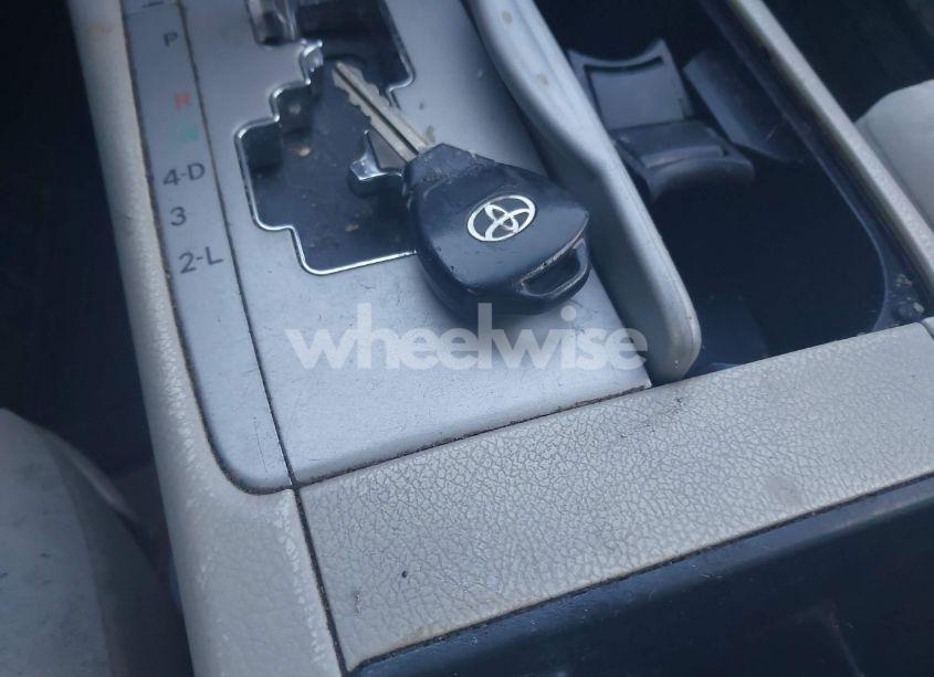 Photo 11 of 2009 Toyota Camry LE (VIN 4T4BE46K59R090084)