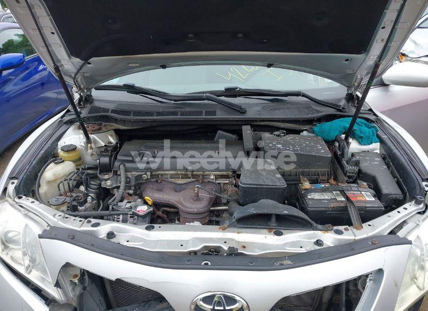 Photo 10 of 2009 Toyota Camry LE (VIN 4T4BE46K59R112844)