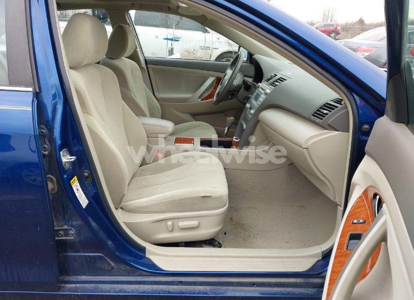 Photo 5 of 2009 Toyota Camry XLE (VIN 4T4BE46K59R116019)