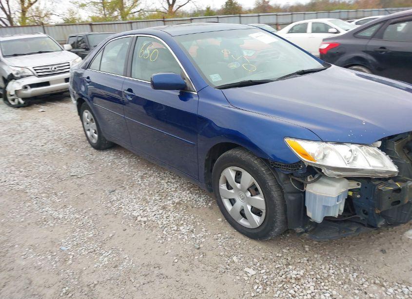 2009 Toyota Camry LE (VIN 4T4BE46K59R126226) main photo