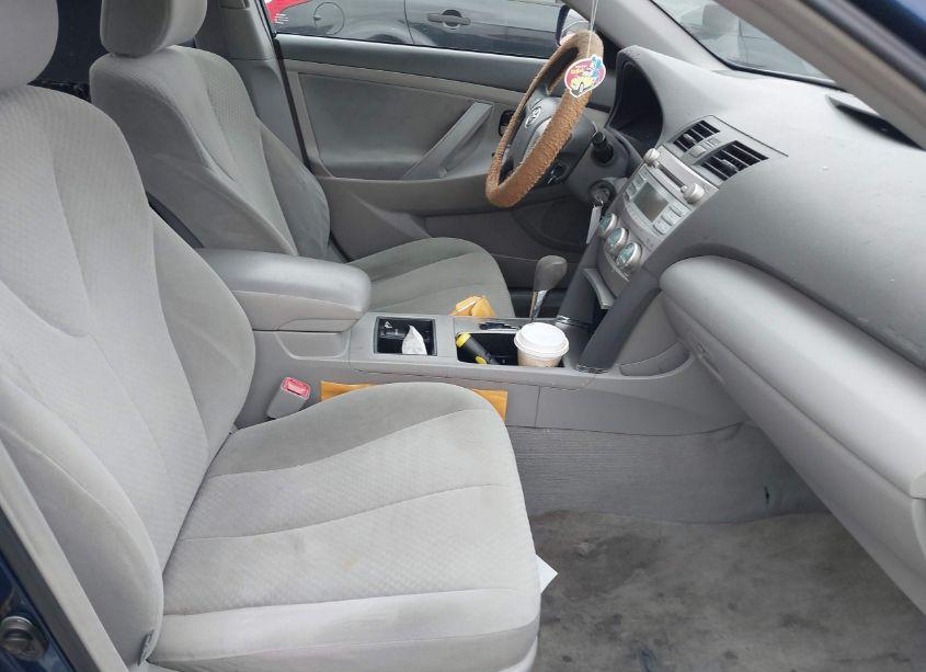 Photo 5 of 2009 Toyota Camry LE (VIN 4T4BE46K59R126226)