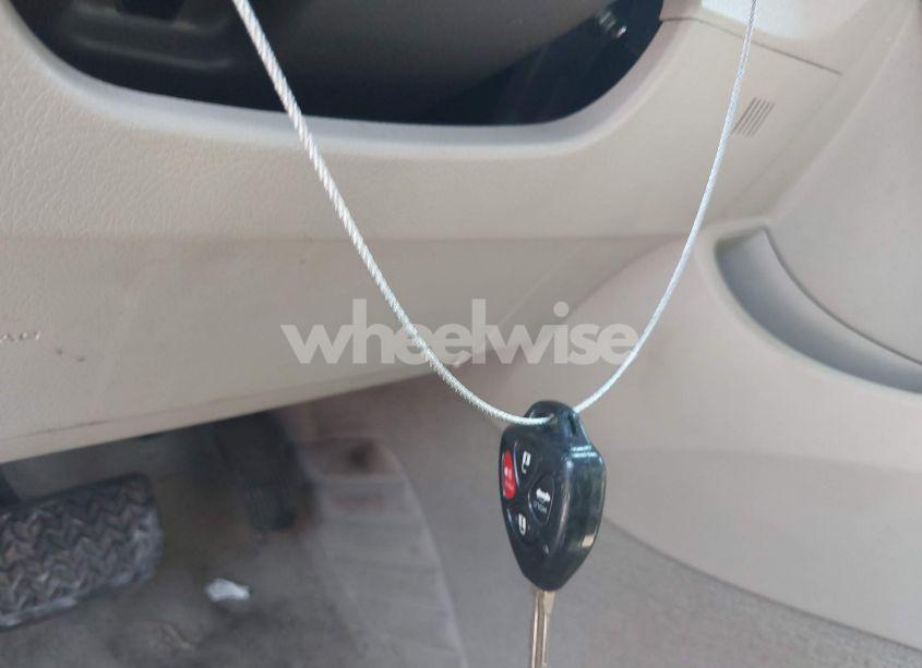 Photo 11 of 2009 Toyota Camry LE (VIN 4T4BE46K59R128252)